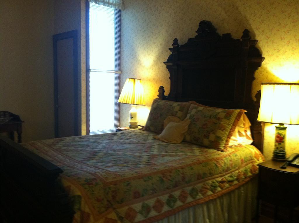 Corners Mansion Inn - A Bed And Breakfast Vicksburg Habitación foto