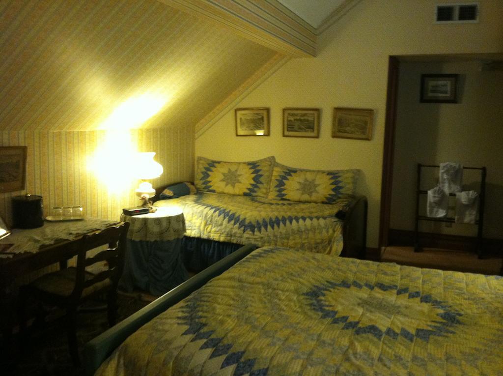 Corners Mansion Inn - A Bed And Breakfast Vicksburg Habitación foto